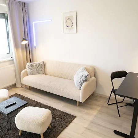 Apartamento Modern 2-bedroom In The Heart Of Bratislava