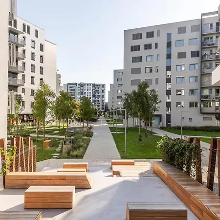 Modern 2-bedroom In The Heart Of Apartman Pozsony