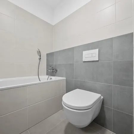 Modern 2-bedroom In The Heart Of Lejlighed *